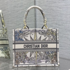 Christian Dior Shopping Bags